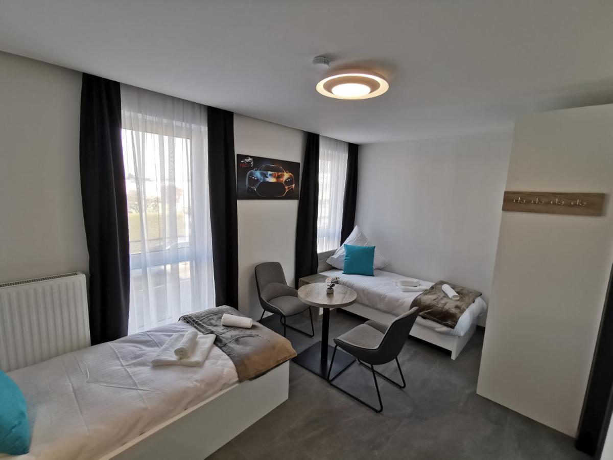 Hp Apartments นอย-อุล์ม ภายนอก รูปภาพ